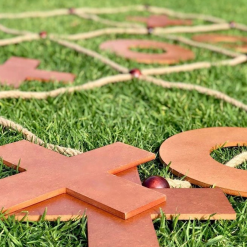 Alternative view of Giant Tic Tac Toe Game Set Hire